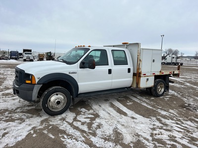 2006 Ford F-450 XL 4x4 Crew Cab Flatbed Truck