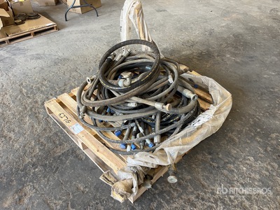 Quantity of Hydraulic Hoses بنود متنوعة - قطع المعدات - Fits Cat 627G