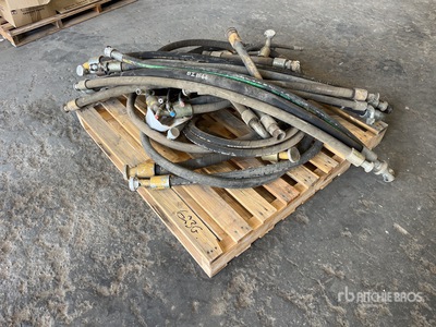 Quantity of Hydraulic Hoses بنود متنوعة - قطع المعدات - Fits Cat 623G
