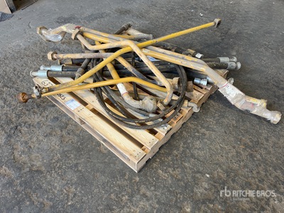 Quantity of Hydraulic Hoses بنود متنوعة - قطع المعدات - Fits Cat 637E