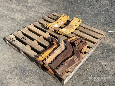 Quantity of Motor Grader Ripper - Fits Cat 140