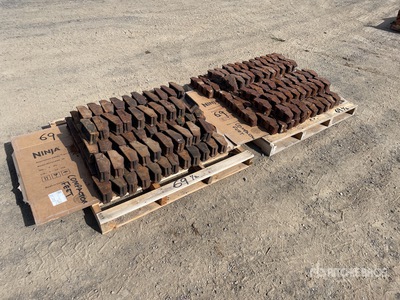 Quantity of Compactor Feet مرفق الضغط
