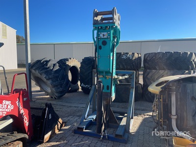 2020 Everdigm EHB20 BAD Q/C Hydraulic Breaker - Fits 20 - 25 ton