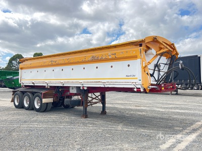 2018 Roadwest Hardlite 8.5 m Tri/A Side Dump Trailer