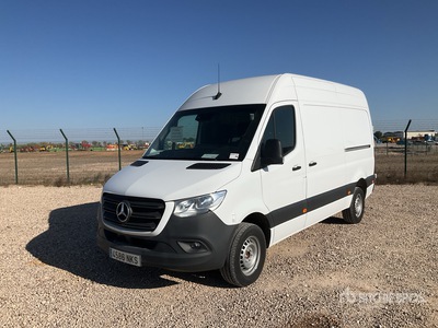 2023 Mercedes Benz Sprinter 417 CDI Cargo Van (Unused)