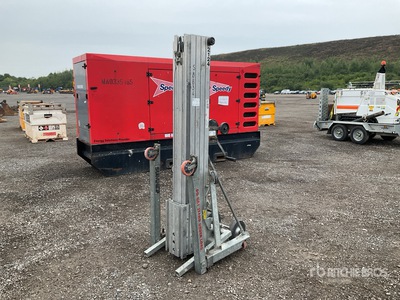 Sumner 2124 رافعة المواد