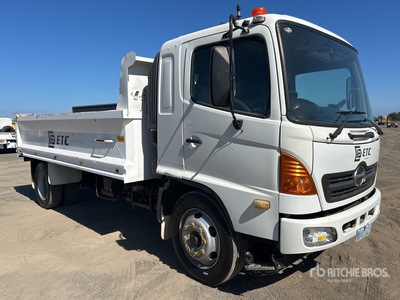2005 Hino 6D1J 4x2 S/A Dump Truck