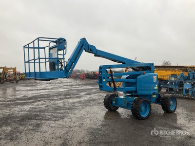 2012 Genie Z-45/25J 4WD Diesel Articulating Boom Lift