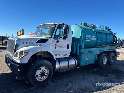 2010 Kiethhuber on 2011 International 7400 6x4 6x4 Camión de Excavación por Aspiración  (Inoperable)