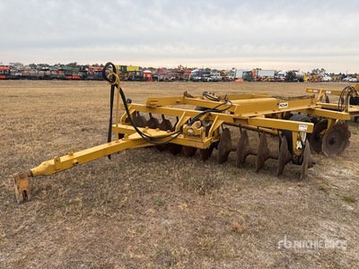 Rome TBW-24 11 ft Tandem Breaking Herse à disques