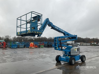 2015 Genie Z45/25J 2WD Hybrid Articulating Boom Lift