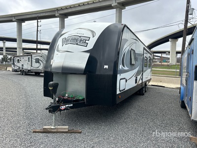 2017 Forest River 27 ft T/A Travel Trailer