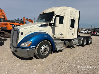 2018 Kenworth T680 6x4 Cabeza Tractora Cabina Dormitorio