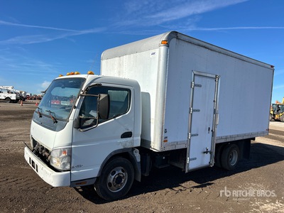 2005 Mitsubishi Fuso FE83D 4x2 Kastenwägen