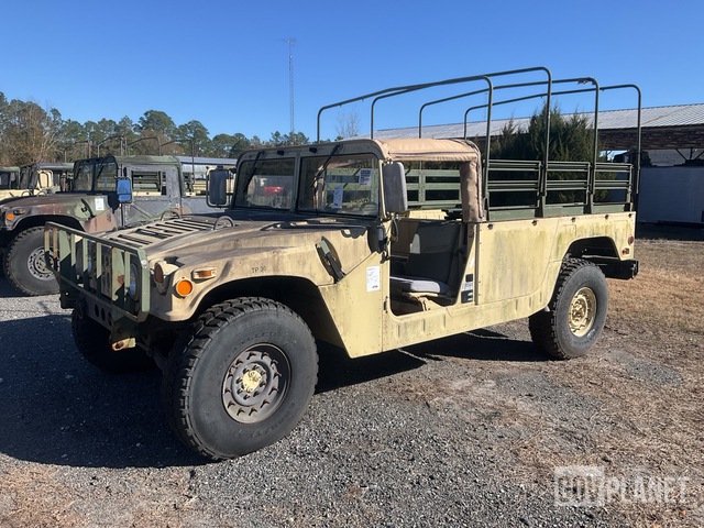 1993 AM General M1097 HMMWV 2 Door Soft Top w/Truck Body