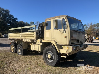 1996 Stewart & Stevenson M1083 MTV 6x6 Cargo Truck
