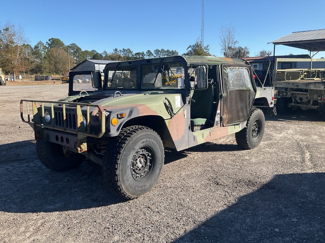 1995 AM General M1097R1 HMMWV 4 Door Soft Top w/Truck Body
