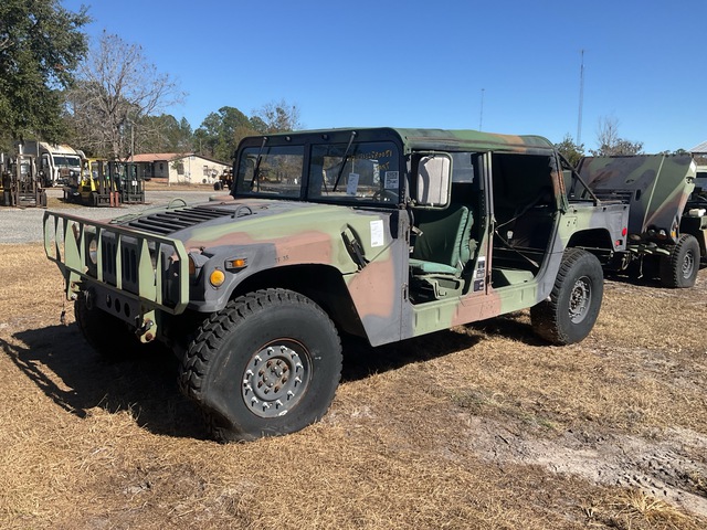 1988 AM General M1097R1 HMMWV 4 Door Soft Top w/Truck Body