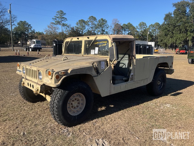 2008 AM General M1097R1 HMMWV 2 Door Soft Top w/Truck Body