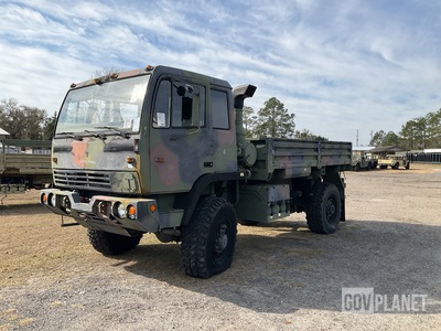 1998 Stewart & Stevenson M1078 LMTV 4x4 Cargo Truck