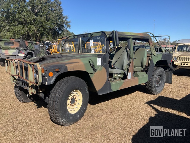 1995 AM General M1097A1 HMMWV 4 Door Soft Top w/Truck Body