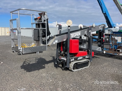 Teupen LEO 13 GT Crawler Articulating Boom Lift