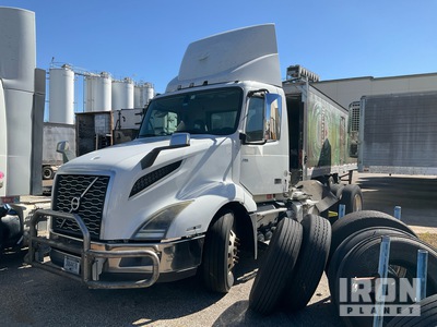 2020 Volvo VNL 300 6x4 T/A Day Cab Truck Tractor (Inoperable)