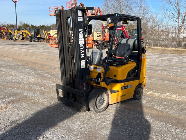 Hyundai 25LC-7A 3570 lb Cushion Tire Forklift