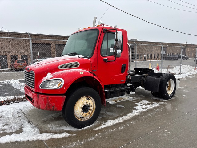 2007 Freightliner M2 106 4x2 S/A Day Cab Truck Tractor