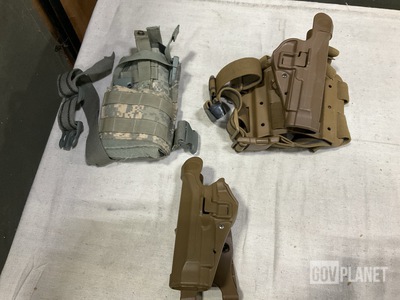 (76) Assorted Pistol Holsters