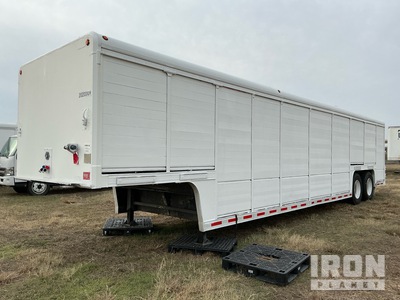 2002 Mickey AT-A 10 Bay T/A Beverage Trailer