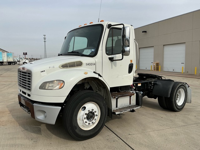 2014 Freightliner M2 106 4x2 S/A Day Cab Truck Tractor