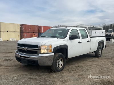 2007 Chevrolet Silverado 2500 4x2 Crew Cab Pickup
