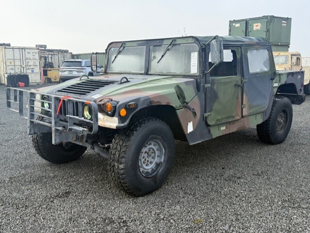1993 AM General M1097R1 HMMWV 4 Door Soft Top w/Truck Body