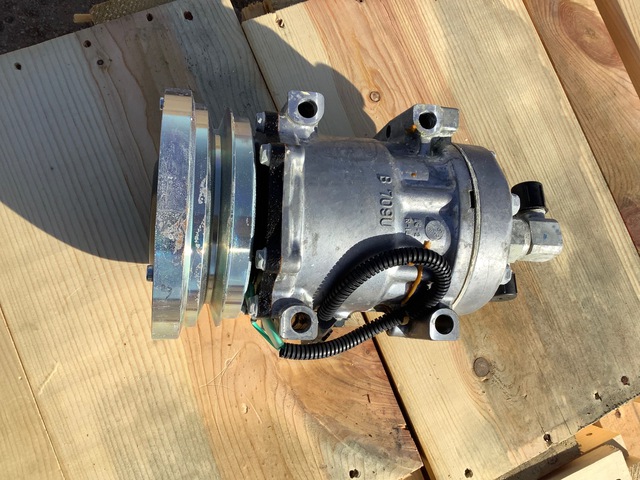 (4) Kool Radiator Service RD-5-11754-0 Rotary Compressors