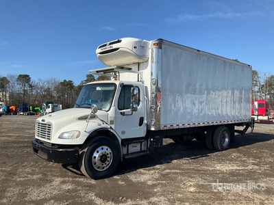 2019 Freightliner M2 106 4x2 冷蔵トラック