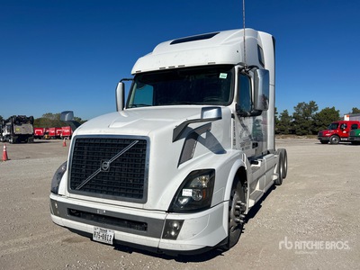 2018 Volvo VNL 6x4 Cabina con cuccetta per trattore stradale