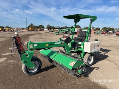 2019 Lay-Mor SM300 مكنسة