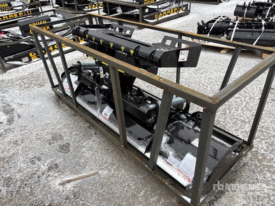 2026 Mower King SPA84 84 in 4-Way جرار انزلاقي التوجيه (Unused)