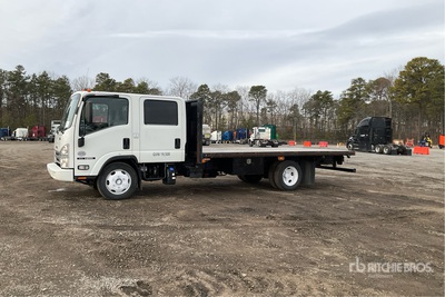 2020 Isuzu NRR 4x2 Crew Cab Flatbed Truck