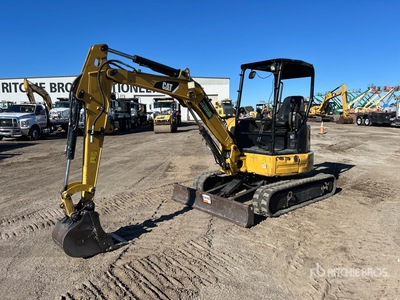 2015 Cat 303.5E2 CR Mini Excavator