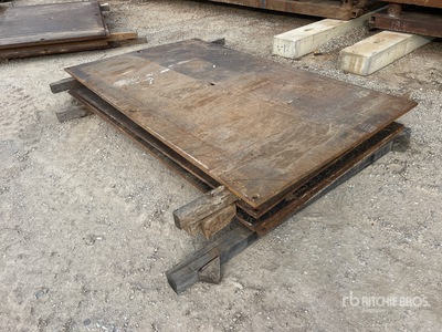 Quantity of (4) 6 ft x 10 ft (1 in Thick) Road Placche in metallo