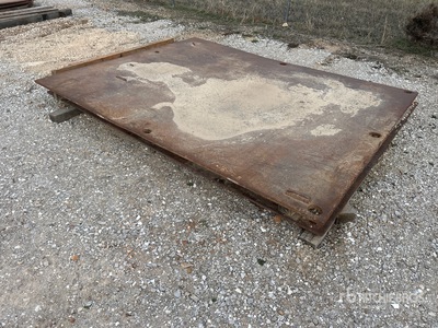 Quantity of (2) 8 ft x 10 ft Road Placche in metallo