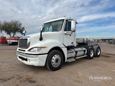 2009 Freightliner Columbia 120 6x4 T/A Day Cab Truck Tractor