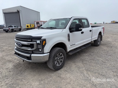 2020 Ford F-250 STX 4x4 Crew Cab Pickup