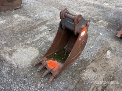 C & P 18 in Digging Bucket