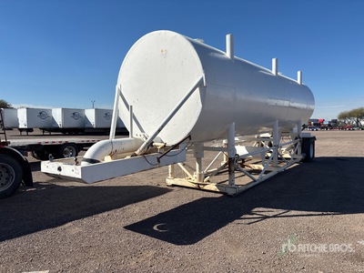 2000 Klein 12000 gal Portable Wasserturm