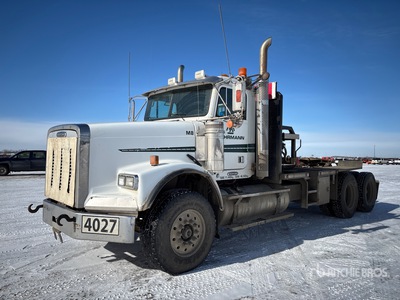 2009 Freightliner FLD120 6x4 Winch Truck