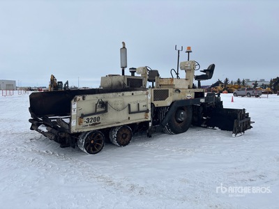 2007 Ingersoll Rand PF-3200 Wheel Asphalt Paver