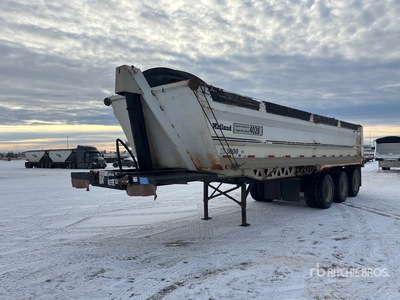 2006 Midland 32 ft Tri/A エンドダンプトレーラー